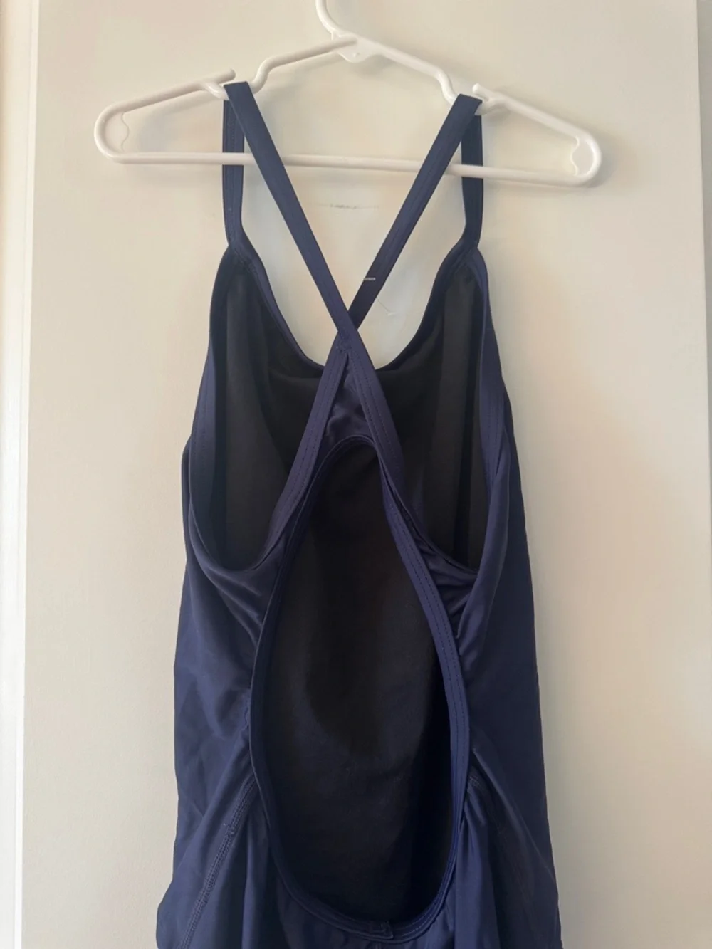 Women’s size 34 TYR blue solid cut out one piece swim bathing‎ suit